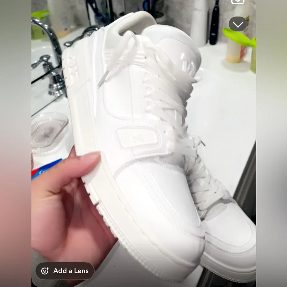 Louis Vuitton shoes sz 10 - Picture 3 of 3